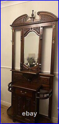 Beautiful Antique Style Hall Stand